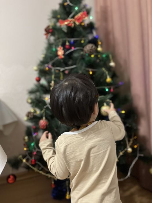 Продам новогоднию елку