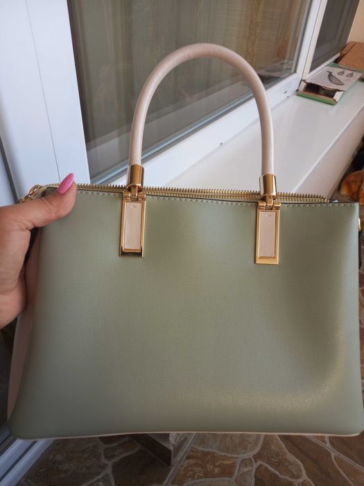 Нова дамска чанта