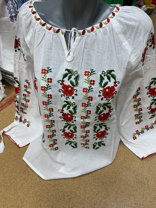 Bluza tip ie . Dama . Bărbați.  Copii