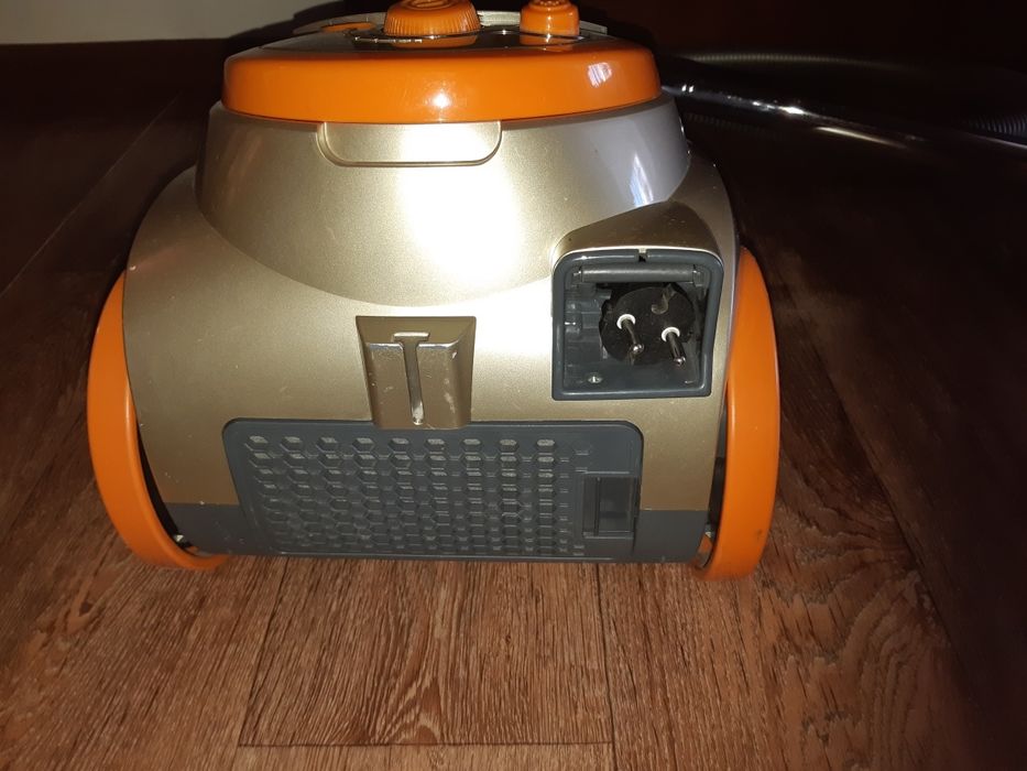 Пылесос в хорошем состоянии