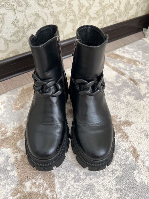 Сароги ботинки на девочку