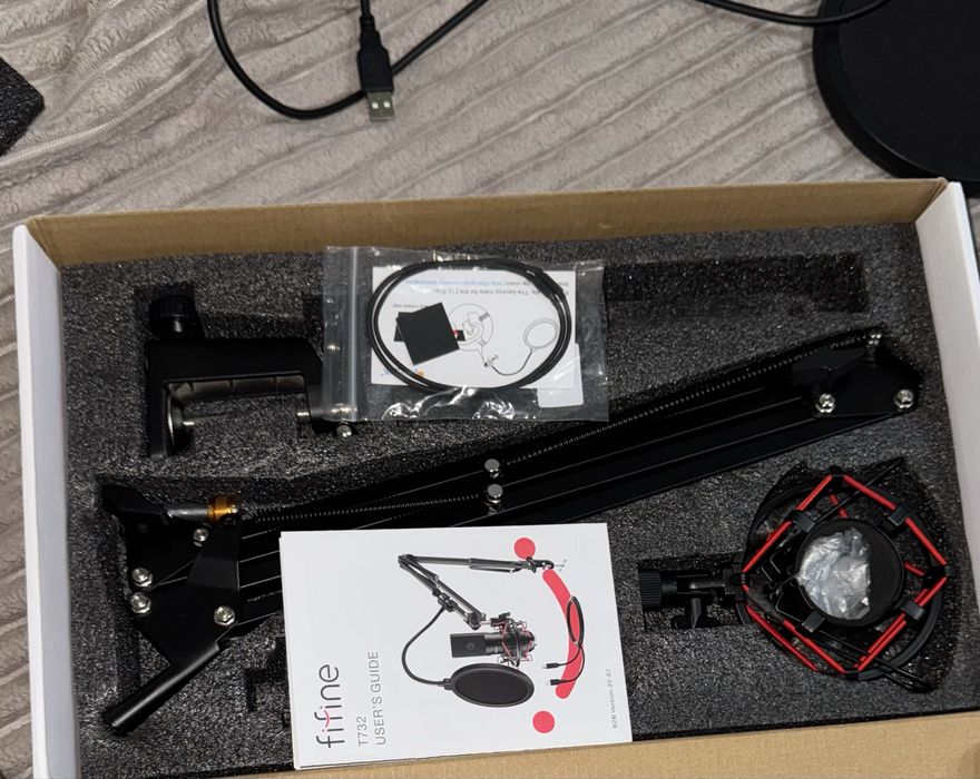 Микрофон Fifine T732 Kit черный