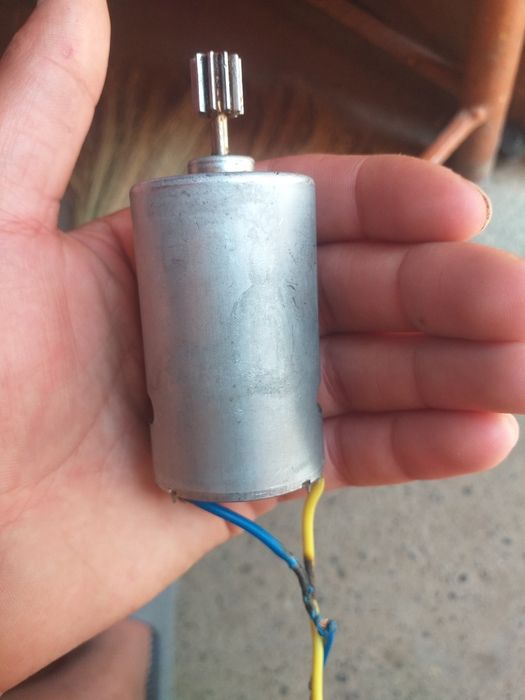 Продается очень мощный моторчик
