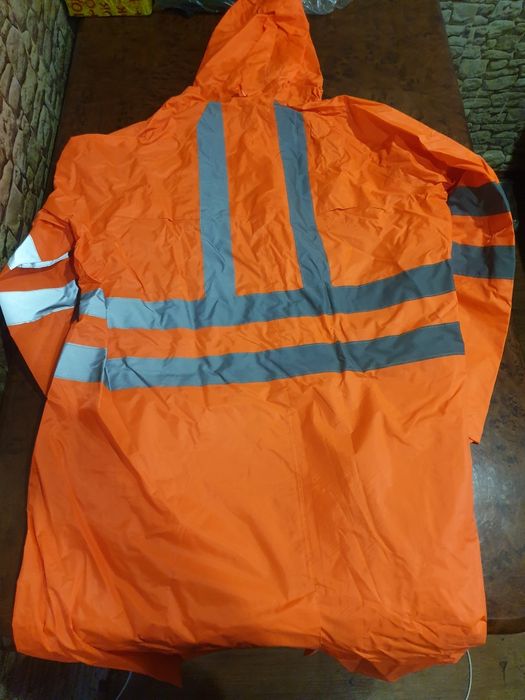 Продам дождевик новый