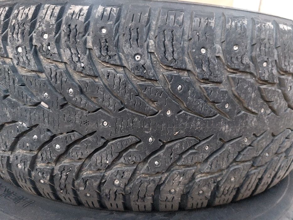 Автошины. Зимние.Шипами