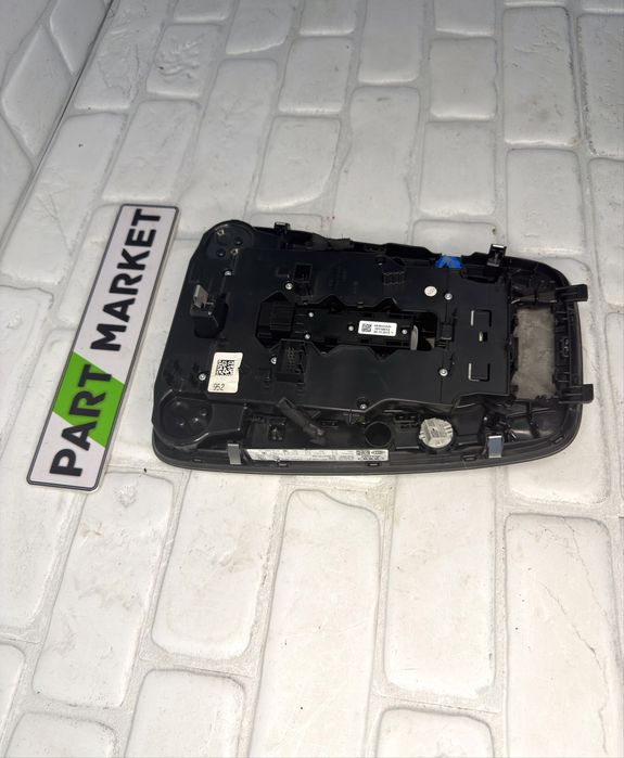 Черен Плафон AUDI A4 B9 8W0947135AT 4M0959613B