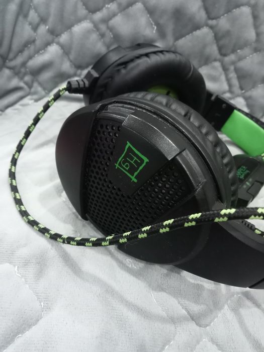 Продам наушники.