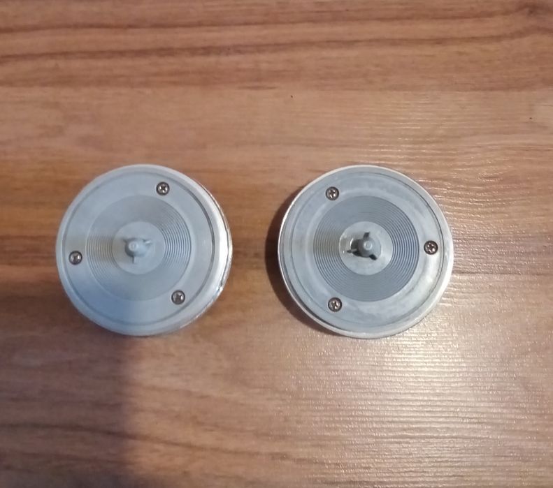 Vând tamburi pentru magnetofonul Elfa201-3 Stereo