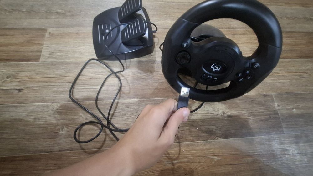 Руль игровой для компа и ноутбука