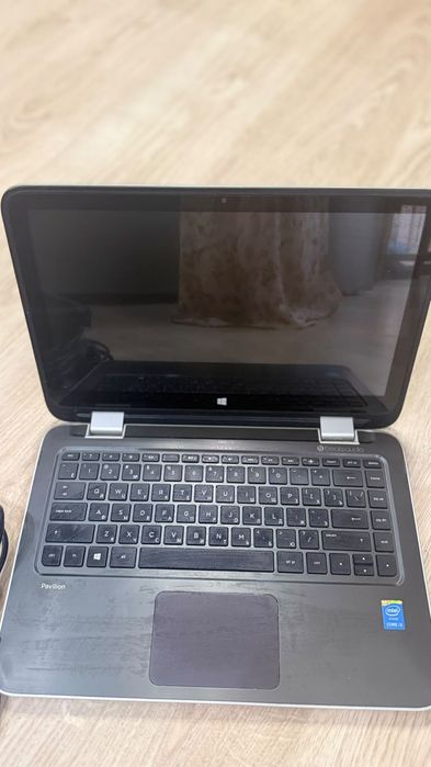 Ноутбук HP Pavilion Core i3 / Beats Audio / зарядка в комплекте