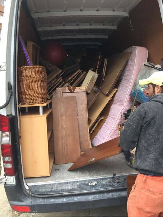 Debarasare Canapele Mobila veche Transport Evacuare