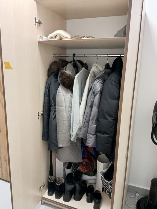 Срочно продам шкаф