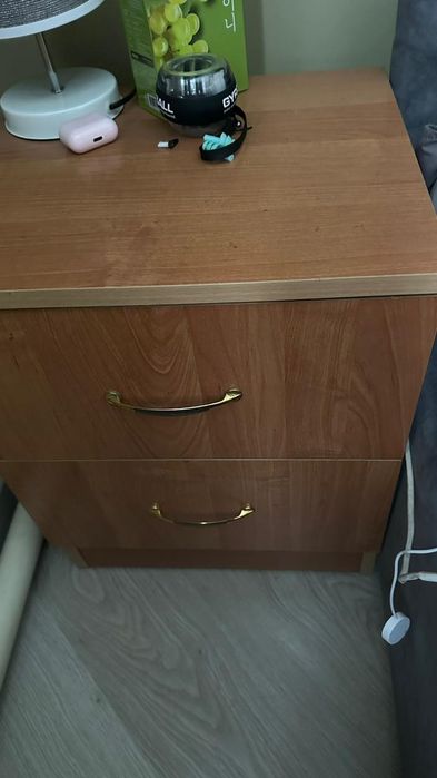 Продам гарнитур спальный