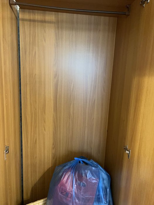 Продаётся шестидверный шкаф