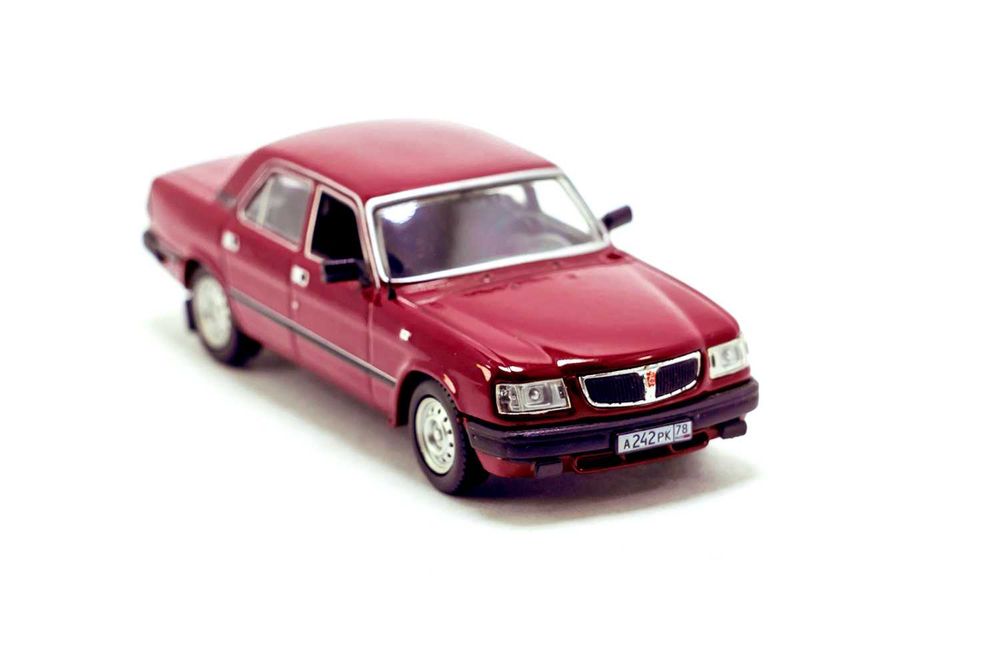 ГАЗ-3110 от фирмы IST models, масштаб 1:43, коллекционая модель.