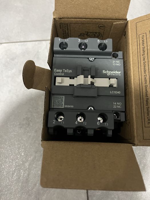 Продам контактор 40А