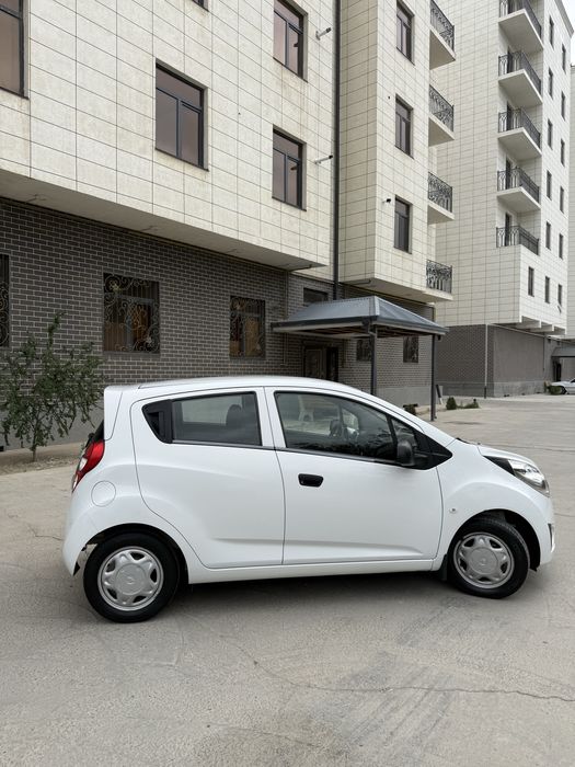 Chevrolet Spark 2012 — 3