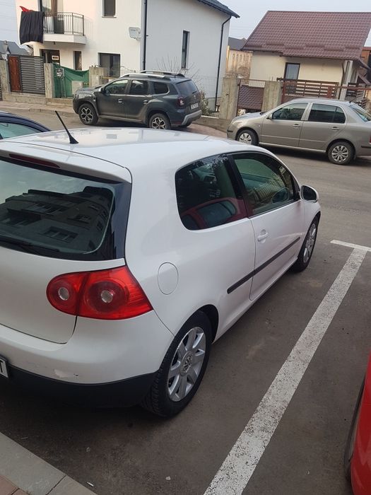 Volkswagen Golf 5 (Rabbit) 2.5 benzina, cutie automata