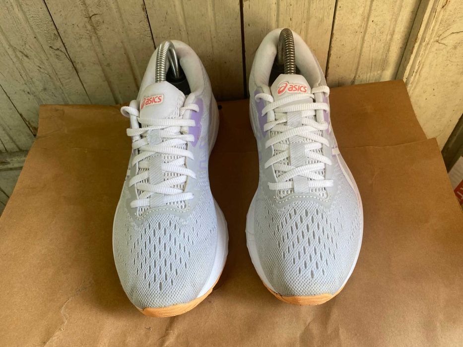 '' Asics Gt-1000 11''оригинални маратонки 42 номер