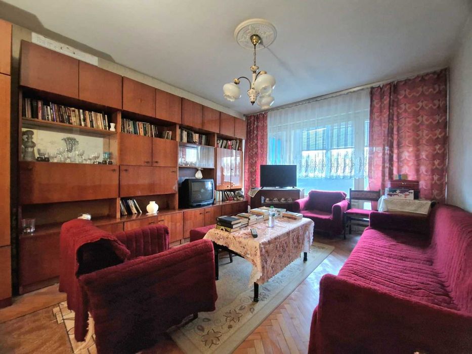 Продава се Двустаен апартамент в Русе, Здравец Изток - 62 кв.м за 1005 €/кв.м - Снимка #1