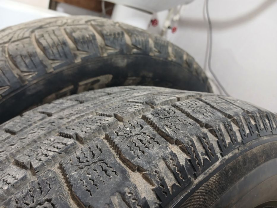 Зимние шины пара