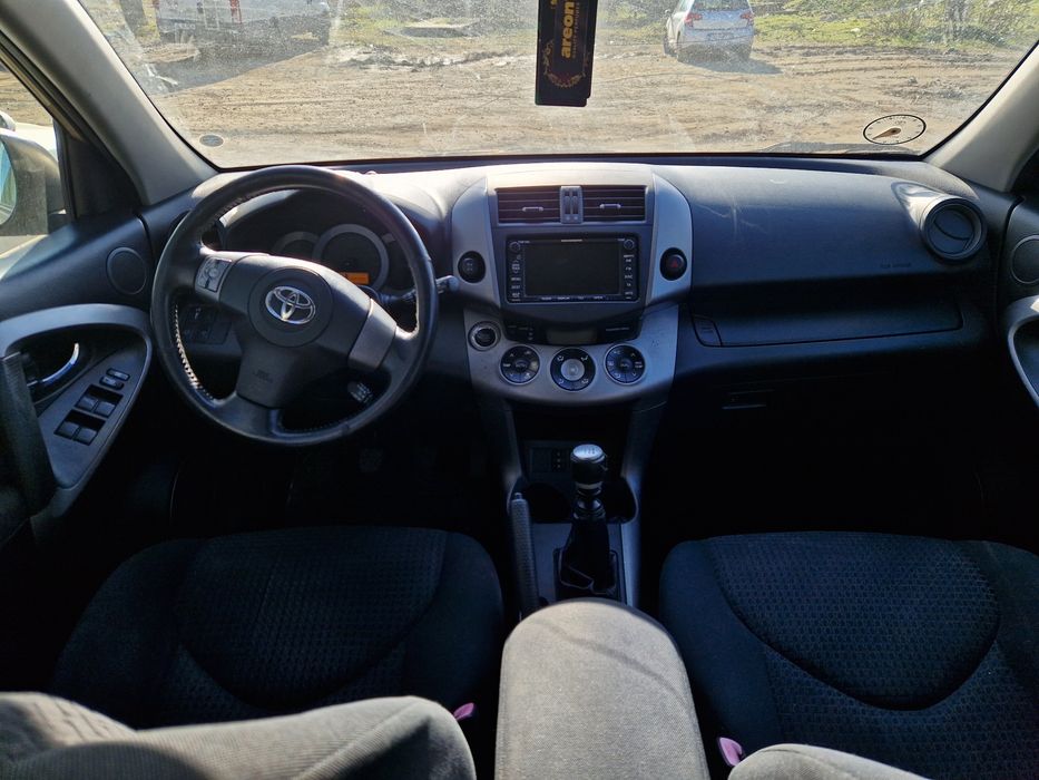 Vand toyota rav 4 2.2 diesel