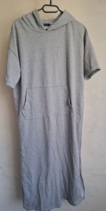 Рокля с качулка Trendyol