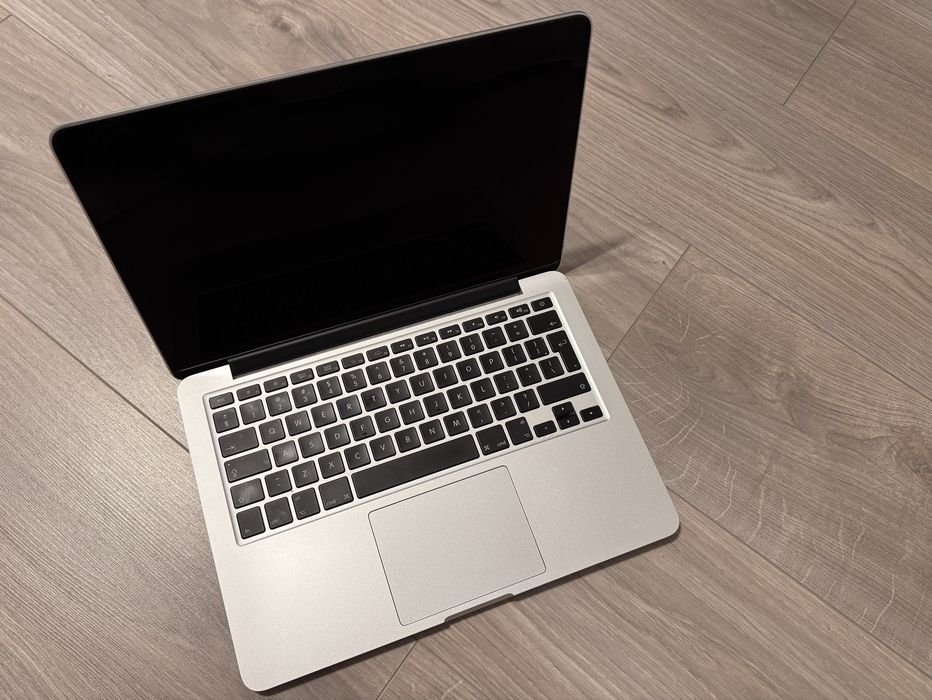 Apple MacBook Pro (Retina, 13-inch, 2015)