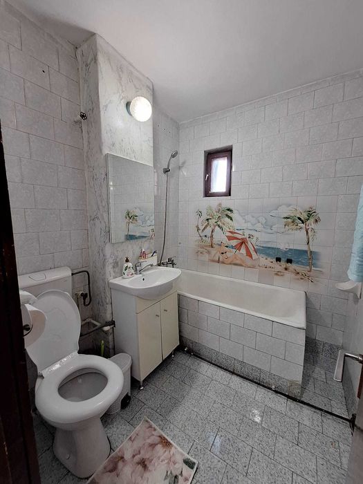 Se oferă spre închiriere apartament cu doua camere, situat în zona Lido - 9 Mai, Târgu Jiu