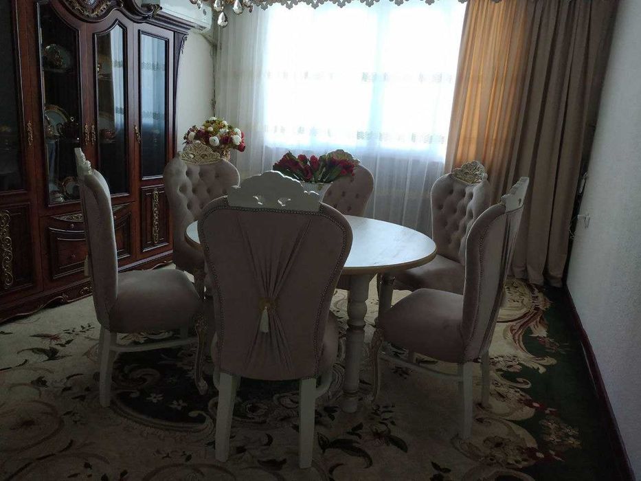 Уй сотилади  жихозлари билан Метро Беруний якинида  9/4/7