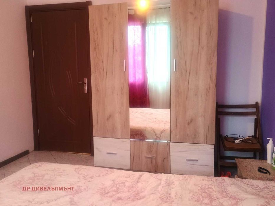 Продава се Тристаен апартамент в София, Фондови жилища - 84 кв.м за 2096 €/кв.м - Снимка #6