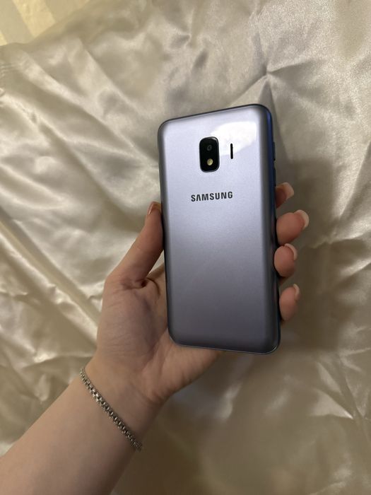 Продам телефон samsung galaxy j2