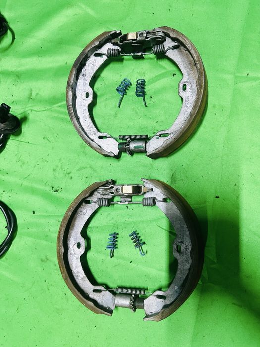 Колодки ручника всборе комплект мерседес авторазбор бу оригинал запчас