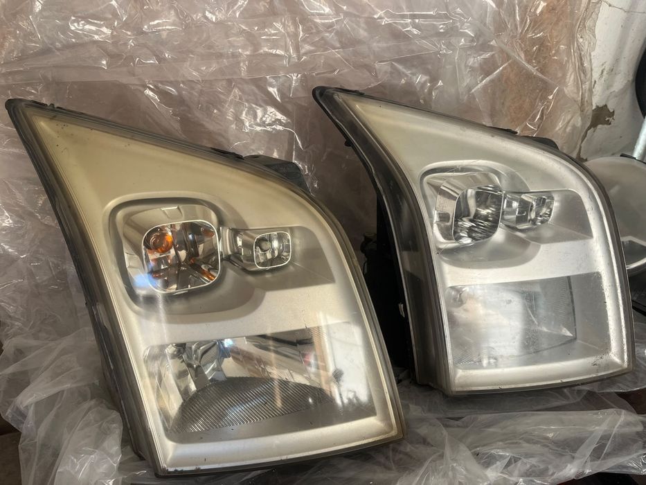 Vand far pereche sau bucata ford transit 2006 -2010