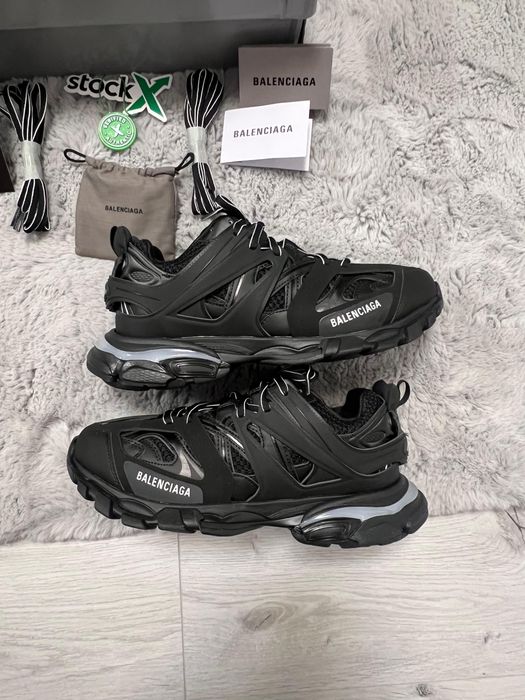Balenciaga track led
