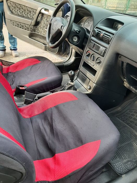 Opel Astra în 2 uși