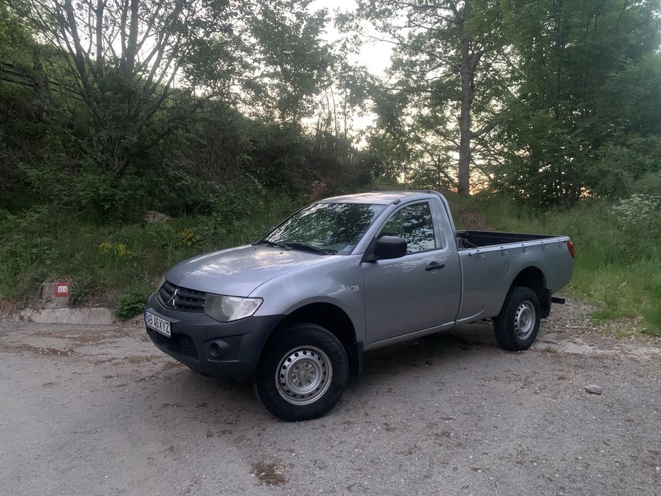 Mitsubishi L200 cabină simplă 4x4 IMPECABIL !!!