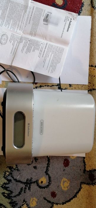 Lampa electronica cu ceas radio bec noua.OFERTA CRACIUN.