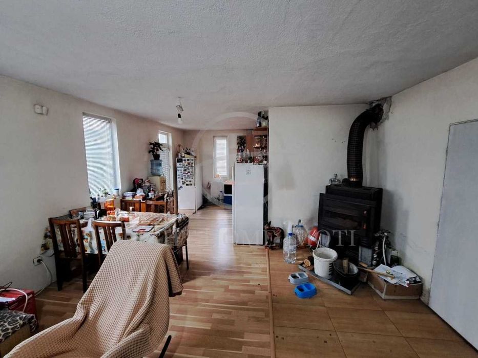 Реф. 1428 Еднофамилна двуетажна къща / Скутаре