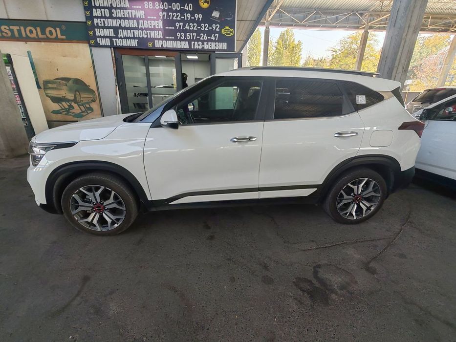 Kia seltos 2022 4 chi pozetsiya oxrgi