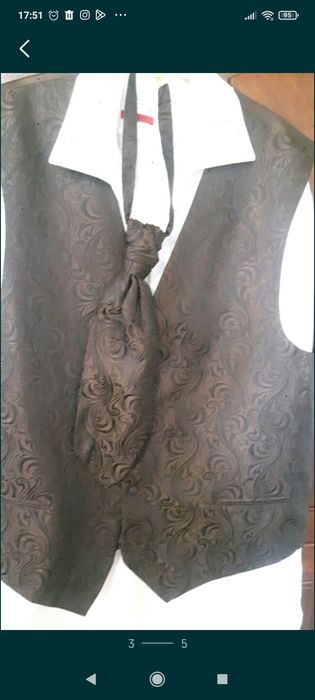 Продам рубашку вечерию .