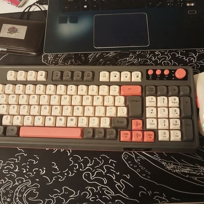 Клавиатура игровая