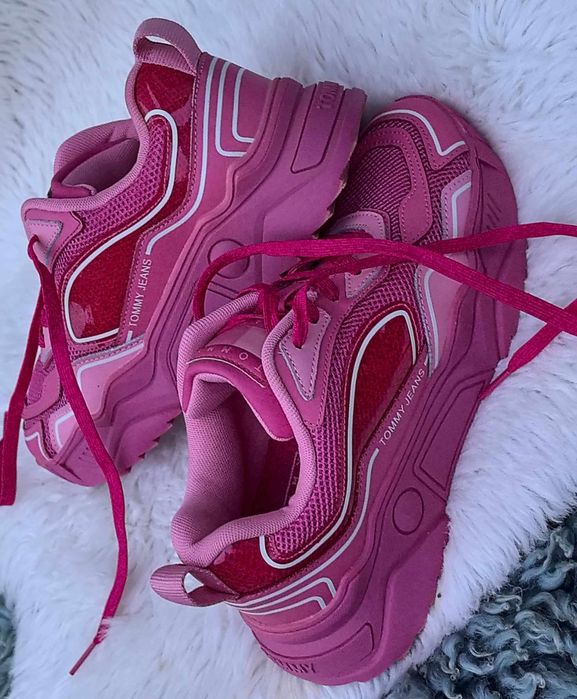 Tommy Hilfiger оригинални дамски сникърси 38