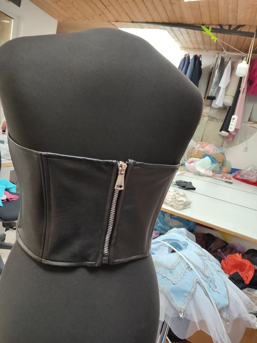 Bustiera piele sintetica