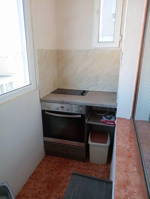 Дава се под наем Тристаен апартамент в Бургас, Меден рудник - зона В - 75 кв.м за 382.5 € - Снимка #3