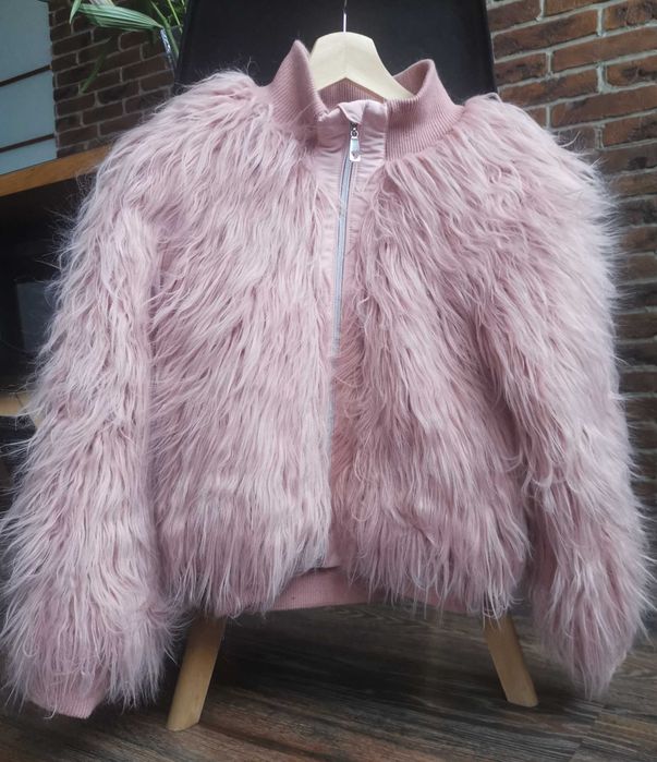 Шубка - куртка на 6-8лет