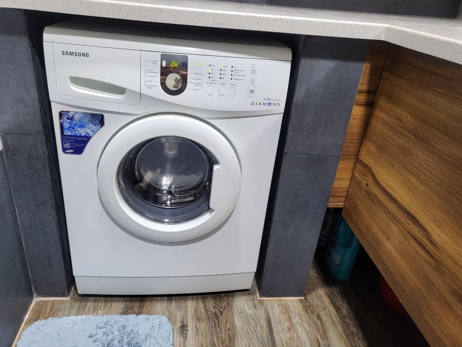 Продается стиральная ипшина samsung4кг