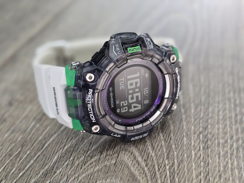 Casio G-shock G-SQUAD ,smart watch,impecabil
