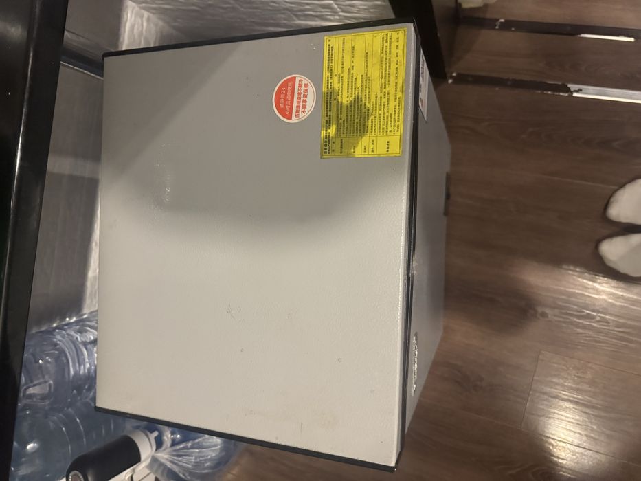 Продам морозилку