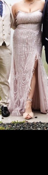 Vand rochite elegante !